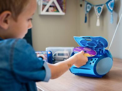Lenco, przenośne radio stereo z odtwarzaczem CD