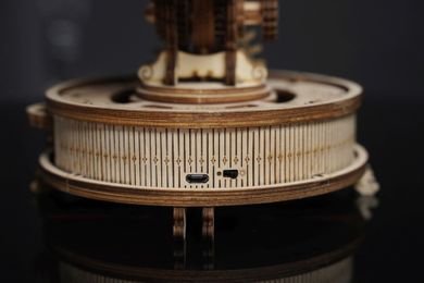 Robotime, Świecący Globus, drewniane puzzle 3D, 180 elementów