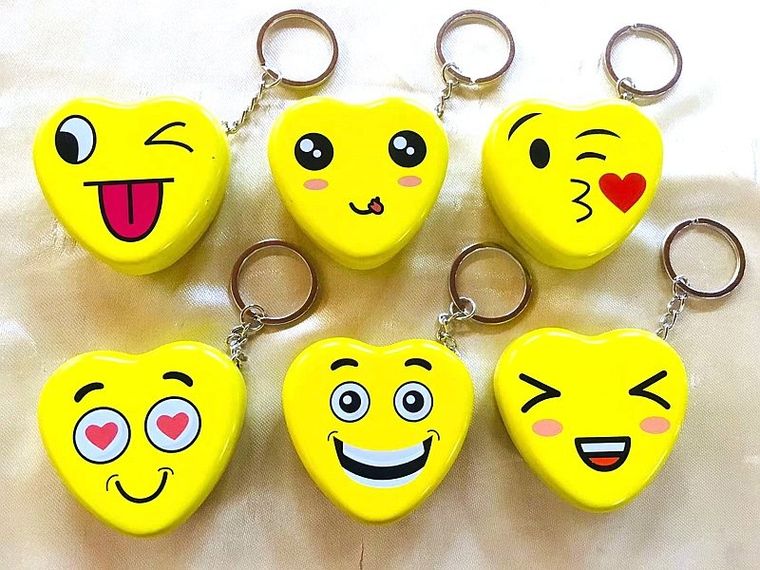 Adar, Buźka, breloczek