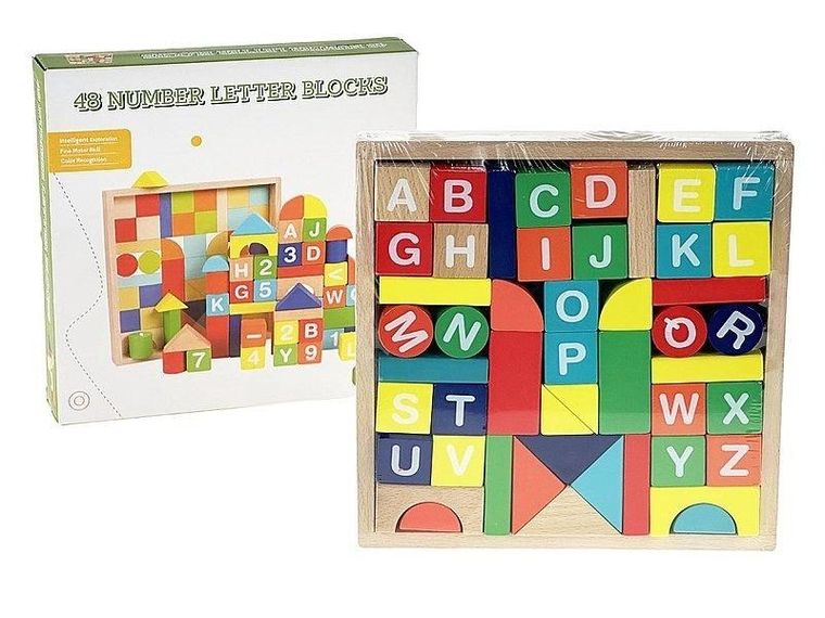 Adar, klocki drewniane z literkami