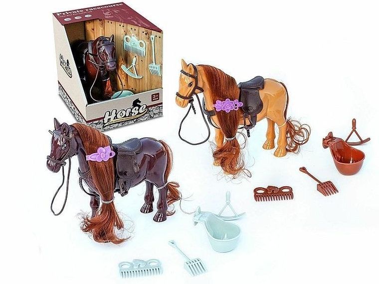 Adar, koń z grzywą do czesania i akcesoriami