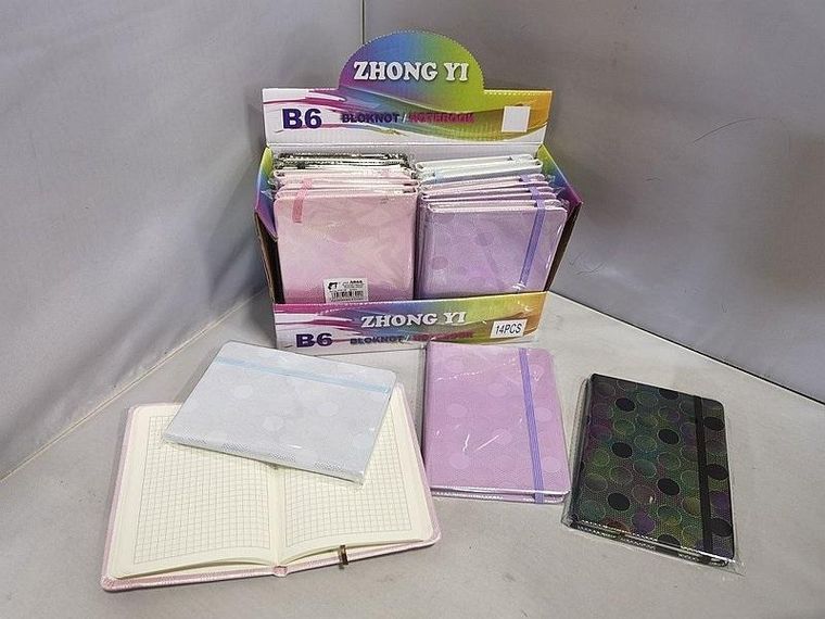 Adar, notes z gumką, B6, 1 szt.