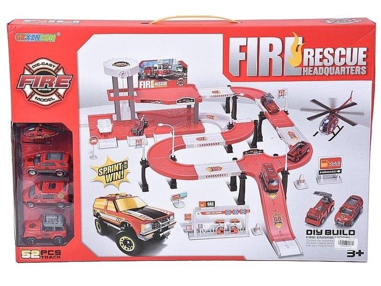 Adar, parking straży pożarnej z pojazdami i akcesoriami