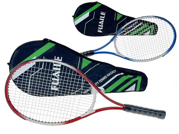 Adar, rakieta do tenisa w pokrowcu