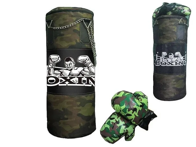 Adar, worek i rękawice bokserskie