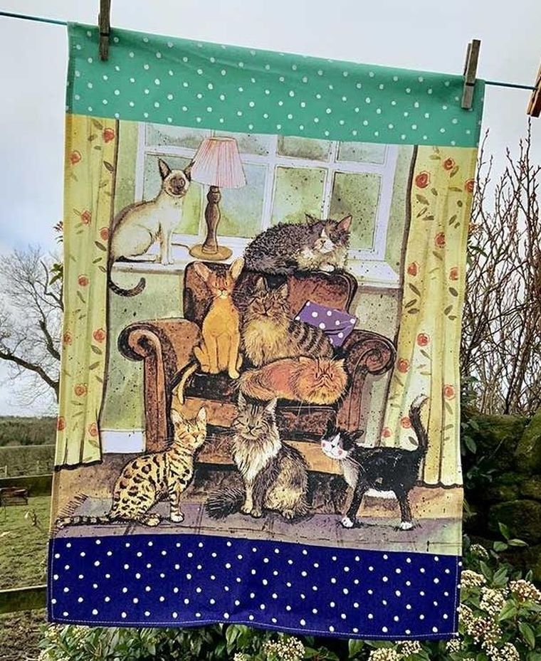 Alex Clark, ręcznik kuchenny, Dom pełen kotów