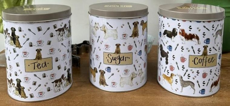 Alex Clark, zestaw puszek, herbata, kawa, cukier, 6 psów