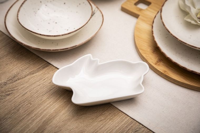 Altom Design, naczynie zajączek, porcelana kremowa, 17,5-12-2,5 cm