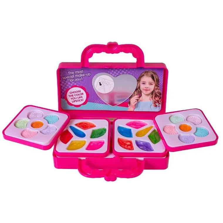 Anek dla Dzieci, kosmetyki w kuferku