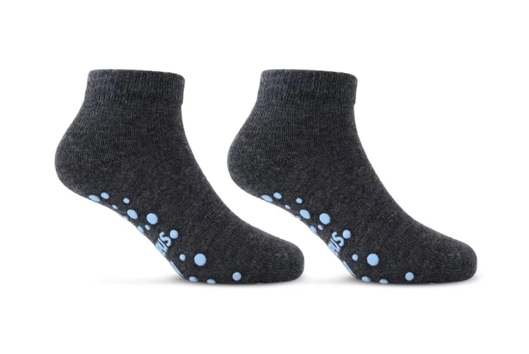 Antypoślizgowe skarpetki chłopięce, stopki, grafitowe, Be Snazzy