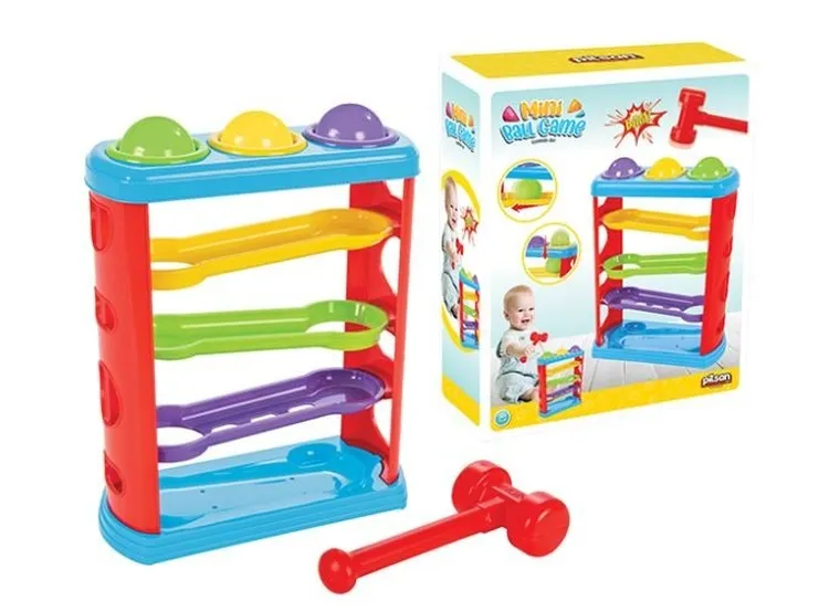 Artyk, zjeżdżalnia z piłeczkami