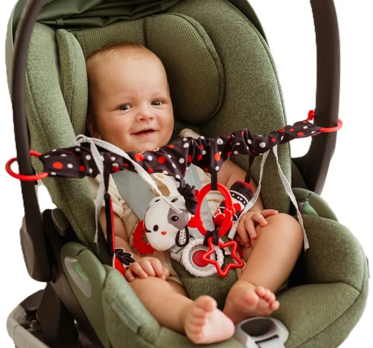 Balibazoo, kontrastowa krowa, zawieszka do wózka