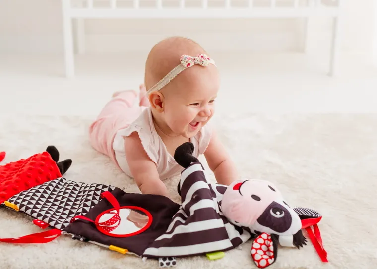 Balibazoo, Krówka, pierwsza książeczka sensoryczna