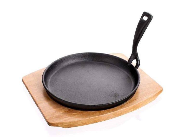 Banquet, Grada, patelnia żeliwna z drewnianą deską, 22 cm