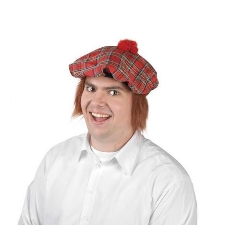 Beret szkota z włosami