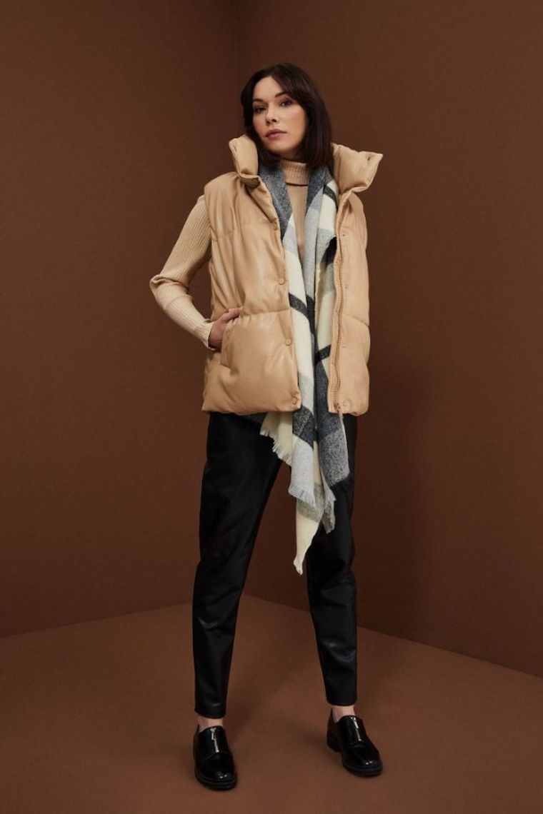 Bezrękawnik damski, beżowy, Moodo