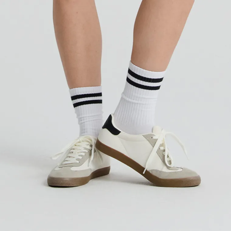 Białe wysokie skarpetki unisex NOWEAR