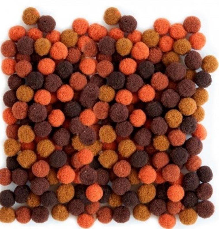 Brewis, pompony, brązowe, 10 mm, 100 szt.