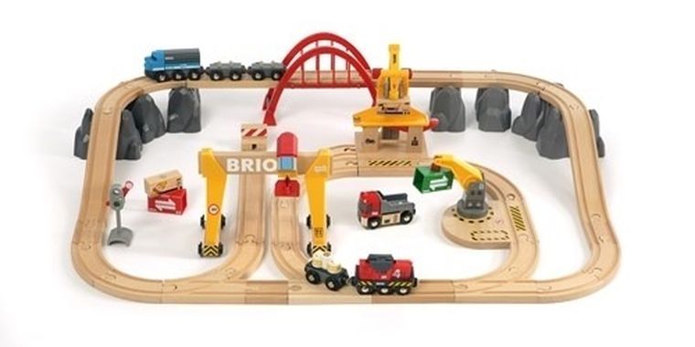 Brio World, Kolejka Cargo Deluxe, zabawka drewniana