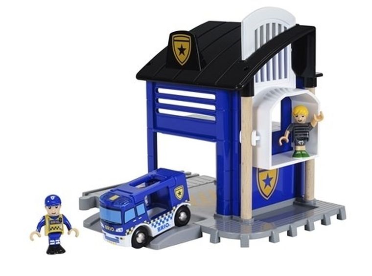 Brio World, Komisariat policji, zabawka drewniana, zestaw z figurkami