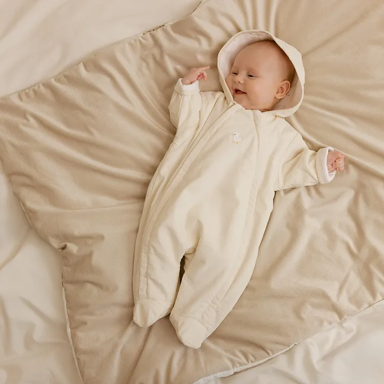 Cool Club, Kombinezon przejściowy niemowlęcy z kapturem, sztruksowy, beżowy