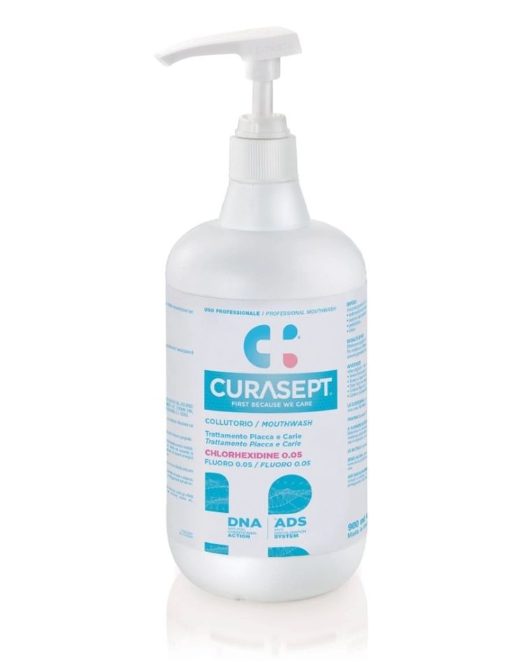 Curasept, płyn do płukania ust, 0,05% CHX ADS905 + DNA, 900 ml