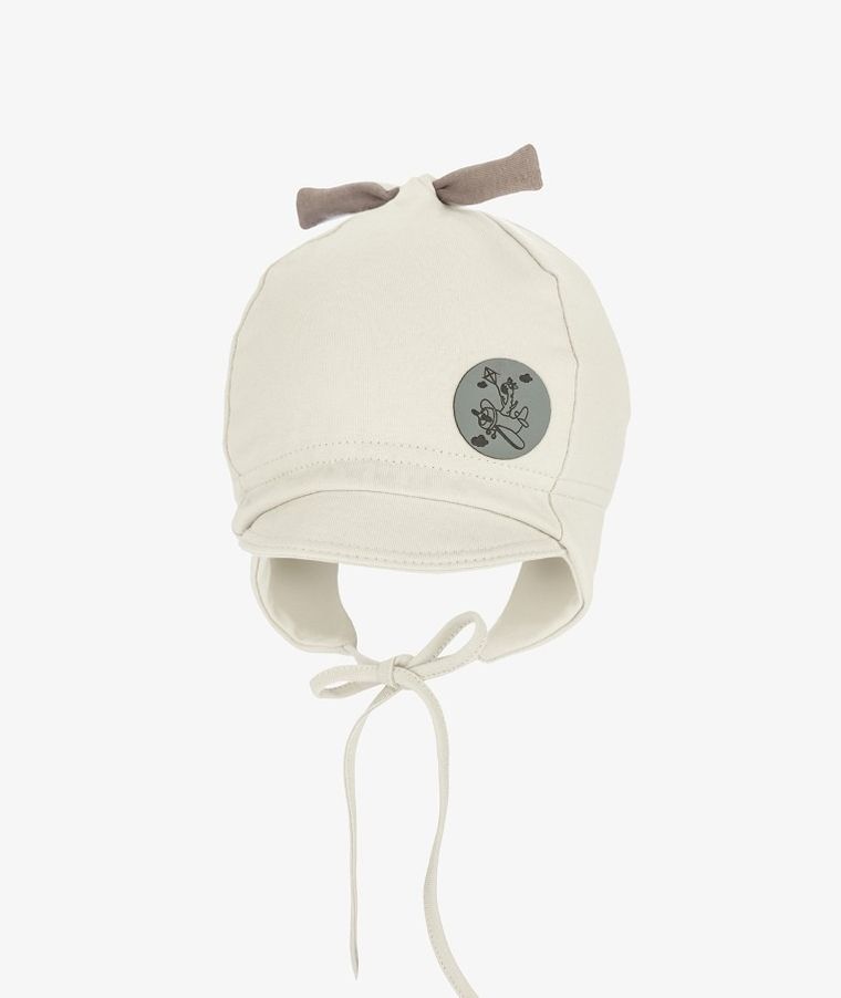 Czapka chłopięca, wiązana, ecru, Iltom