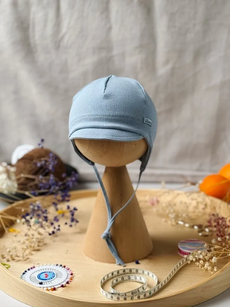 Czapka chłopięca, wiązana, niebieska, Iltom