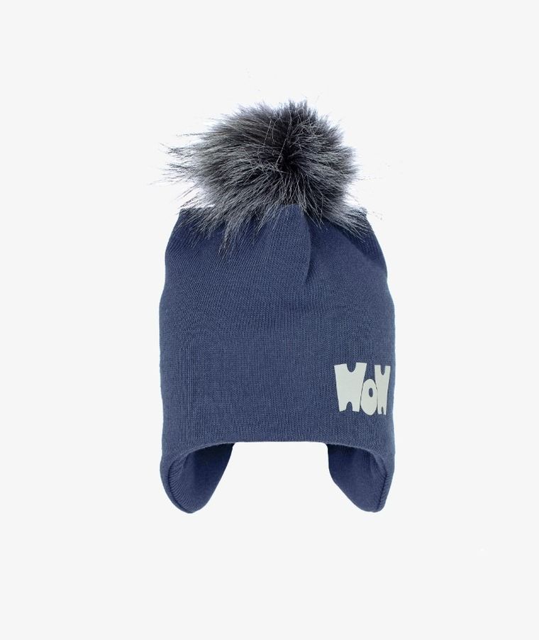 Czapka chłopięca z pomponem, granatowa, Wow, Iltom