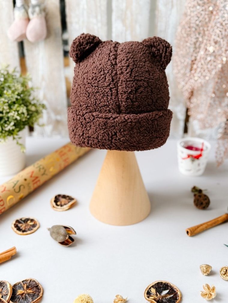 Czapka dziecięca, brązowa, Iltom