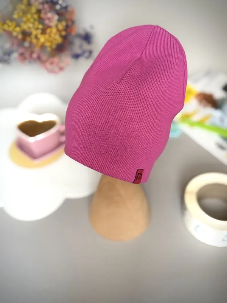 Czapka dziewczęca, prążkowana, różowa, Iltom