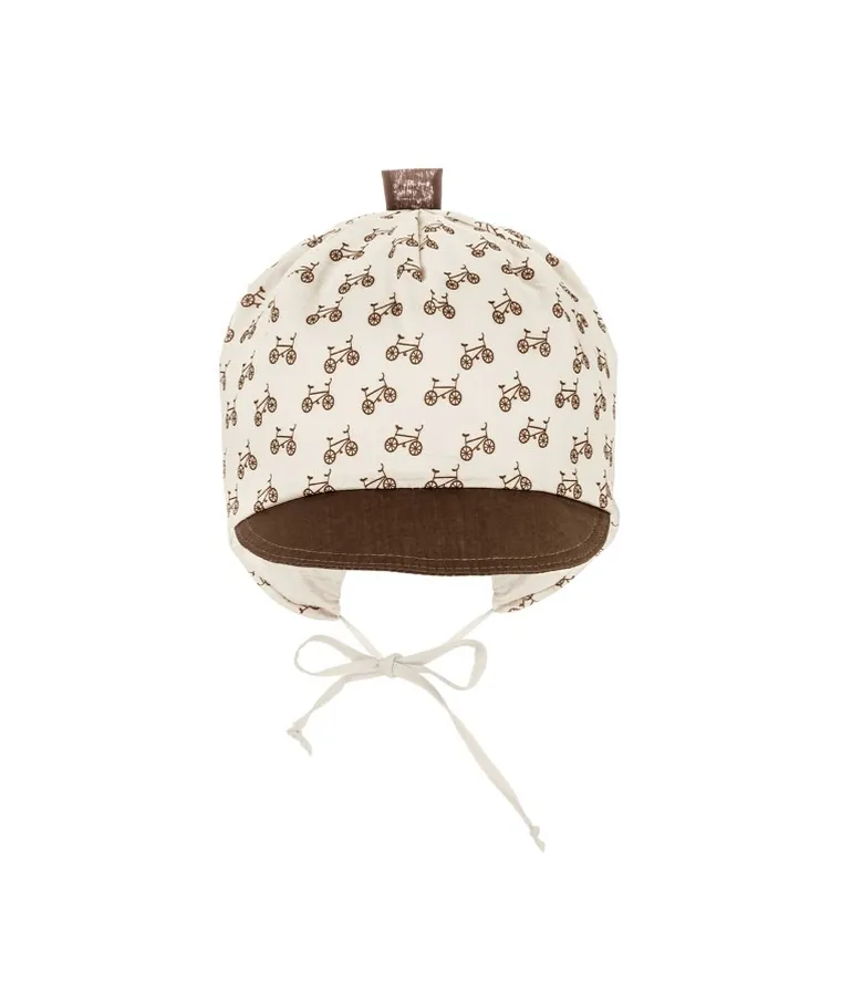 Czapka z daszkiem chłopięca, wiązana, beżowa, Iltom