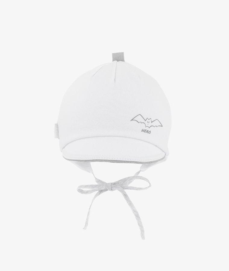 Czapka z daszkiem chłopięca, wiązana, biała, podwójna, Iltom