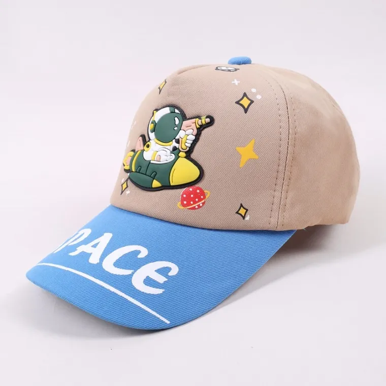 Czapka z daszkiem dziecięca, beżowa, Yoclub