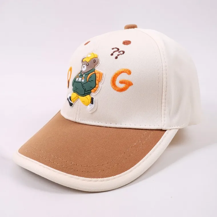 Czapka z daszkiem dziecięca, ecru, Yoclub