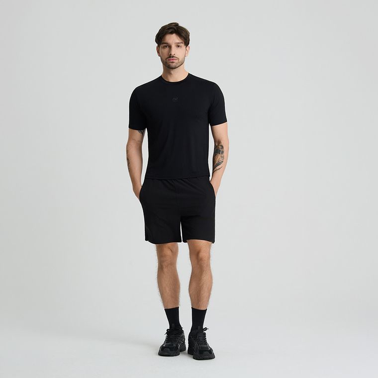 Czarna koszulka treningowa z technologią Cool Dry NOWEAR