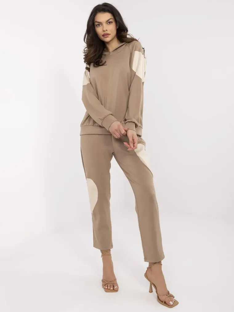 Dres damski, beżowy, Italy Moda
