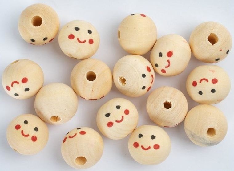 Fandy, koraliki drewniane, twarze, 6 szt.