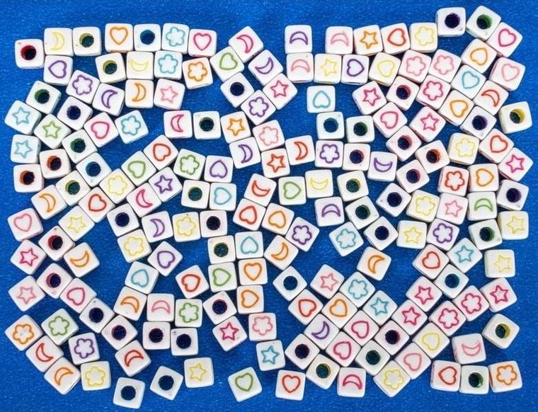 Fandy, koraliki, symbole, kostki, 6 mm, 30g