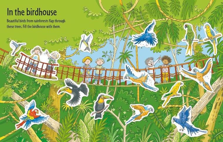 First Sticker Book Zoo (wersja angielska)