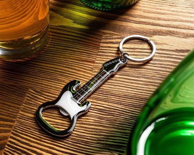 Gadget Master, Gitara elektryczna, otwieracz z magnesem, czarny