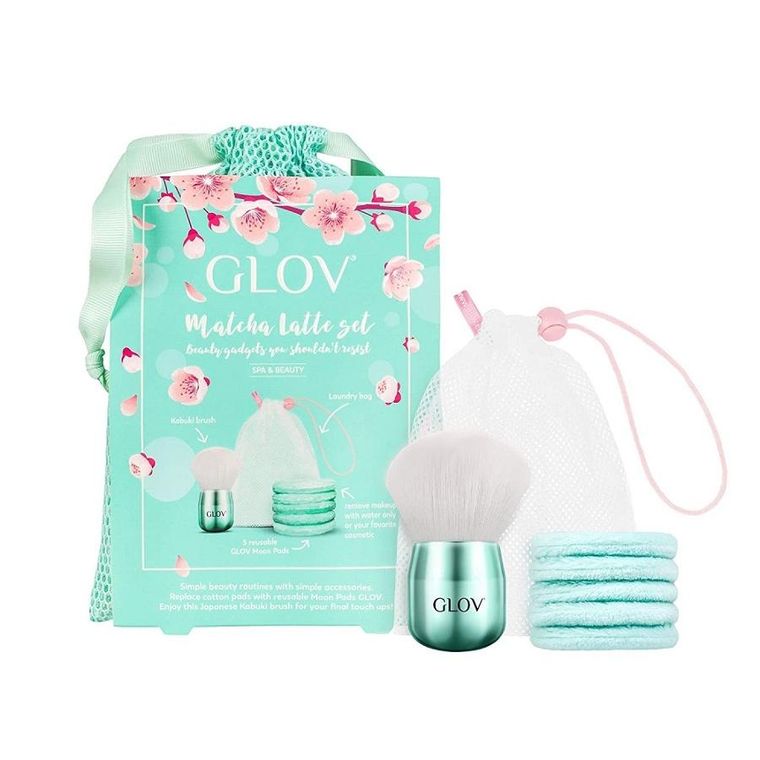 Glov, zestaw Matcha Latte; Moon Pads, waciki do demakijażu, 5 szt. + Kabuki Brush, pędzel do makijażu + woreczek