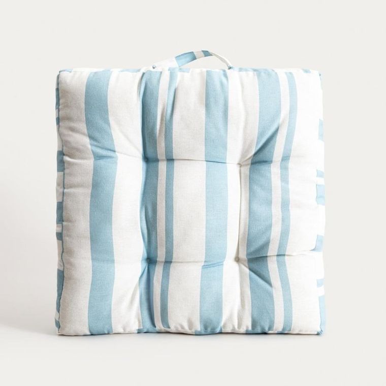 Homla, Evelyn, poduszka, w błękitne pasy z pikowaniem i uchwytem, 50-50 cm