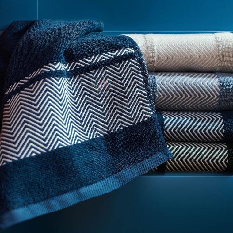 Homla, Maiara, ręcznik, bawełniany granatowy z ozdobnym przeszyciem, 70-130 cm