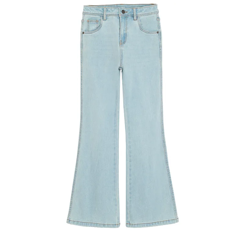 Jeansowe spodnie z regulacją o kroju flare Cool Club