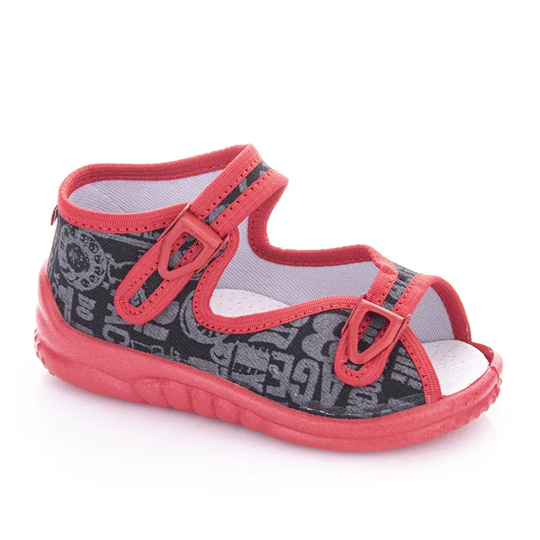 Kapcie chłopięce, czarne, Nel, GoKids