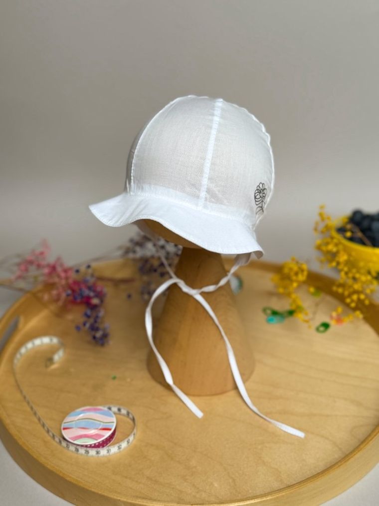 Kapelusz dziewczęcy, wiązany, biały, Iltom