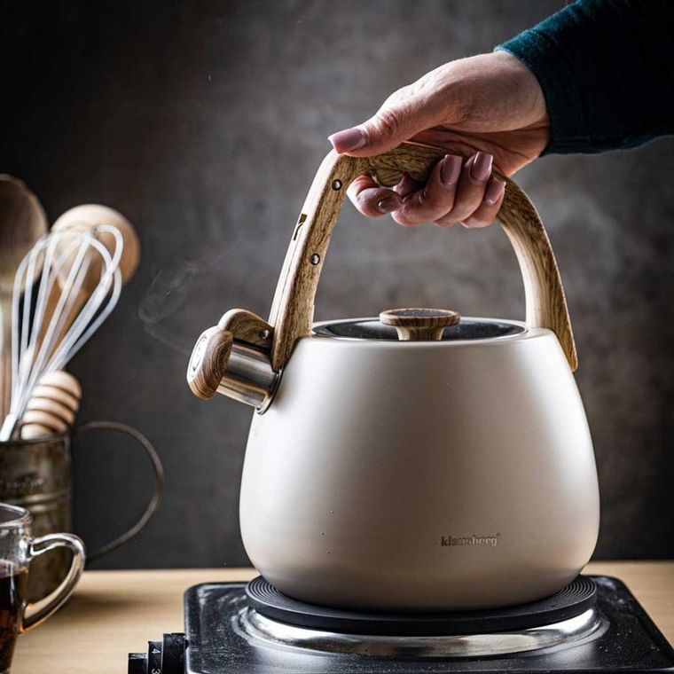 Klausberg, czajnik stalowy z gwizdkiem, 2.5l