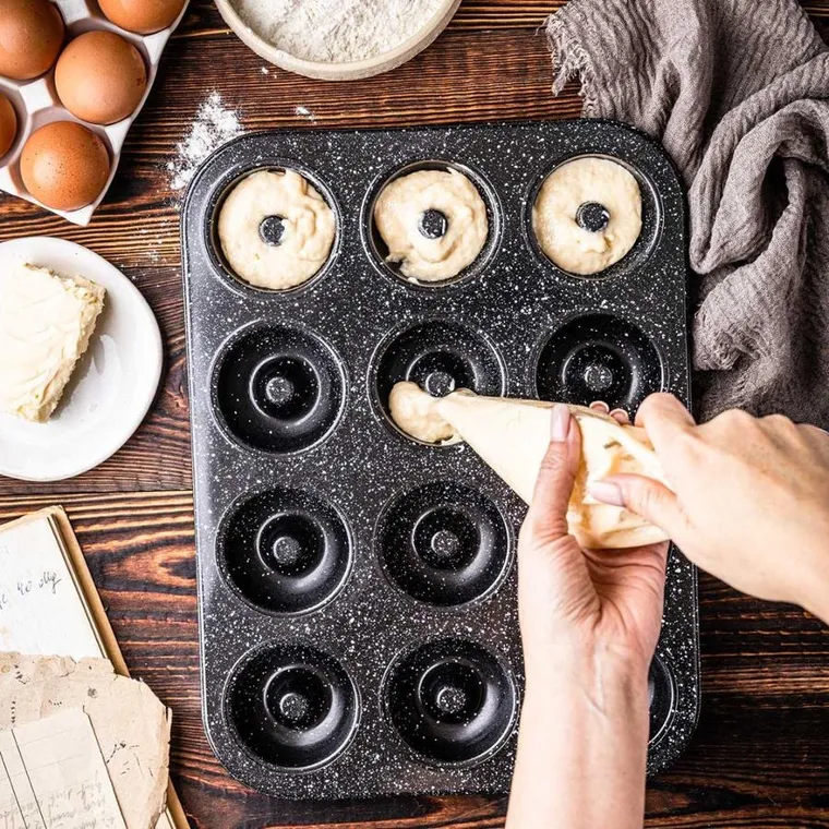 Klausberg, granitowa forma do pieczenia, 12 pączków donut
