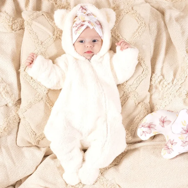 Kombinezon przejściowy dziewczęcy z kapturem, ocieplany, ecru, Nicol